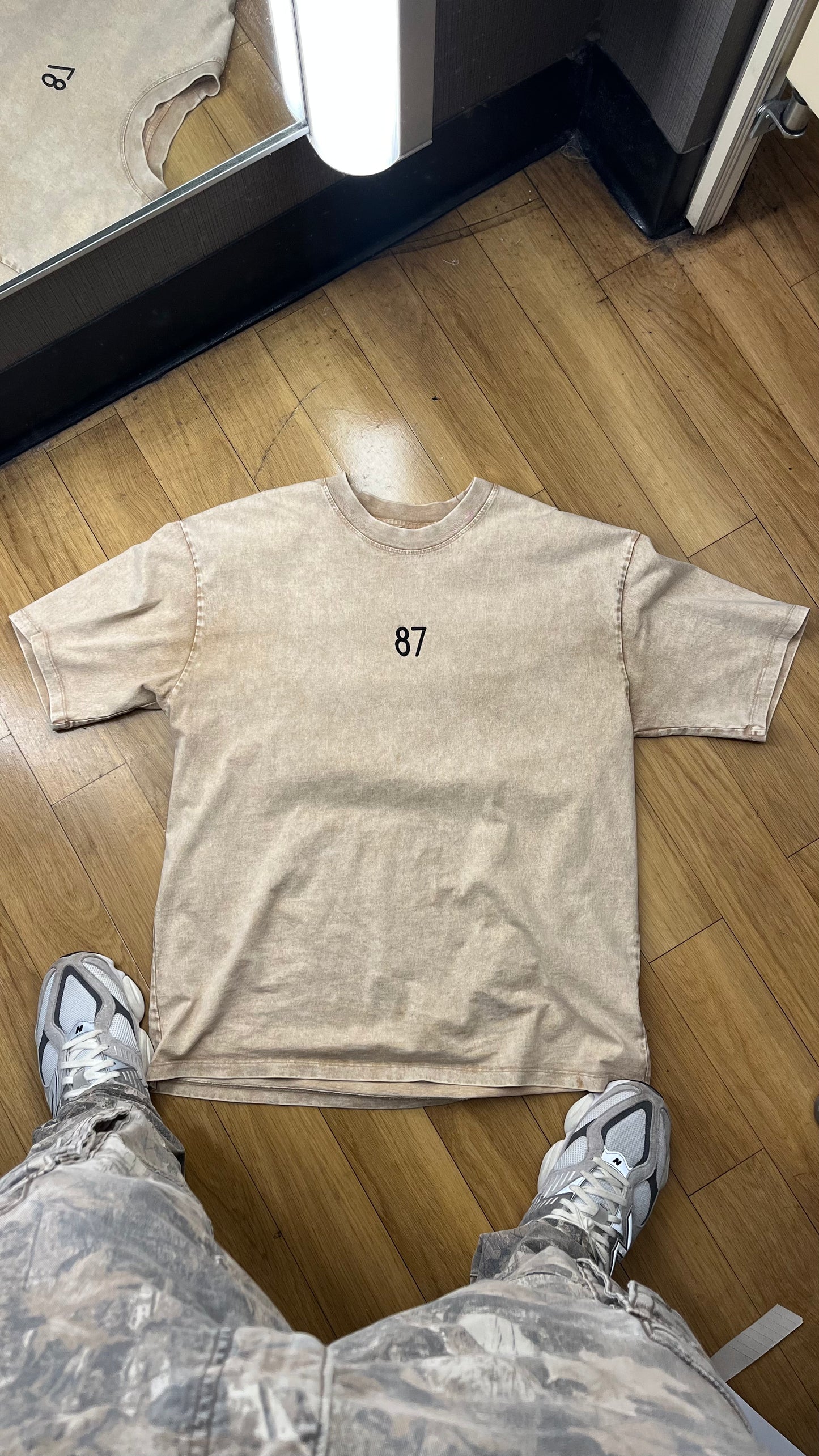 87 Over Size Acid Wash Tee "Sand"